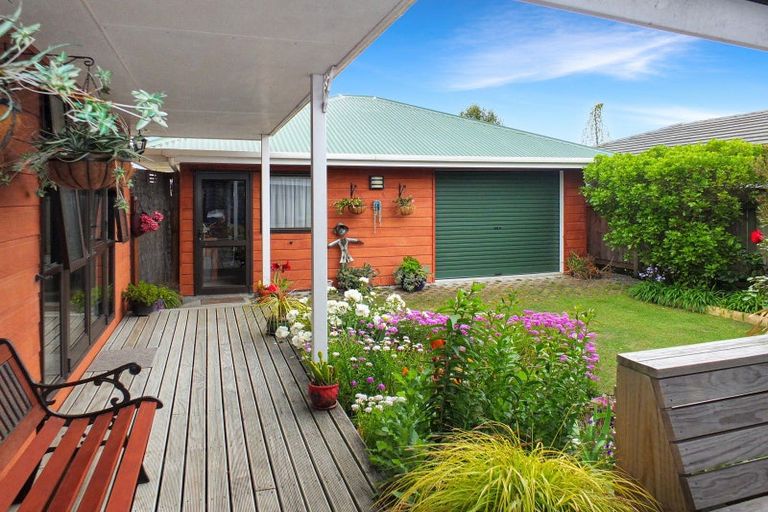 Photo of property in 4 Malthus Place, Foxton Beach, Foxton, 4815