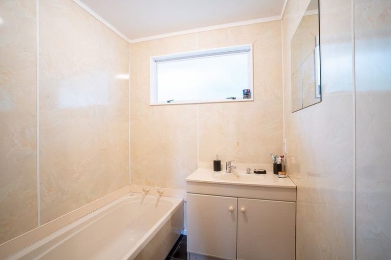 Photo of property in 15a Millar Street, Terrace End, Palmerston North, 4410