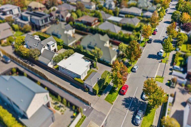 Photo of property in 131 Hamilton Avenue, Ilam, Christchurch, 8041