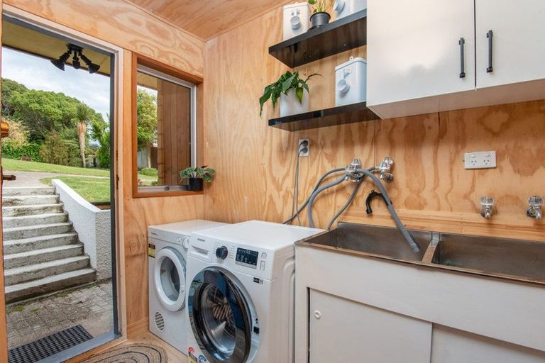 Photo of property in 15 Coach Road, Fairfield, Dunedin, 9018