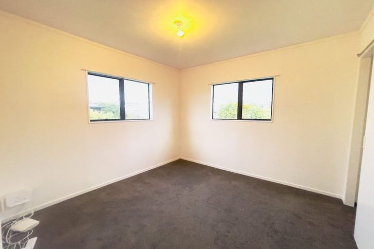 Photo of property in 16 Oratu Place, Manurewa, Auckland, 2102
