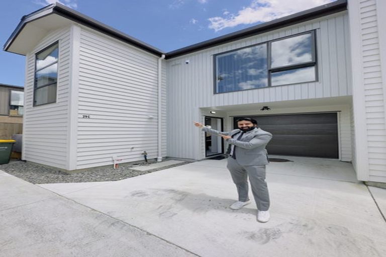 Photo of property in 29c Kenderdine Road, Papatoetoe, Auckland, 2025