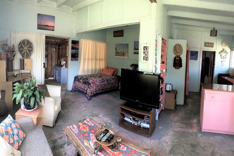 Photo of property in 6 Snell Crescent, Waihi Beach, 3611