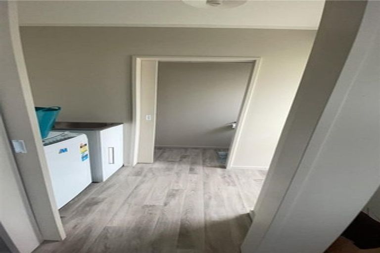 Photo of property in 28/24 Eastglen Road, Glen Eden, Auckland, 0602