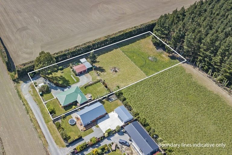 Photo of property in 30 Railway Road, Dunsandel, 7682