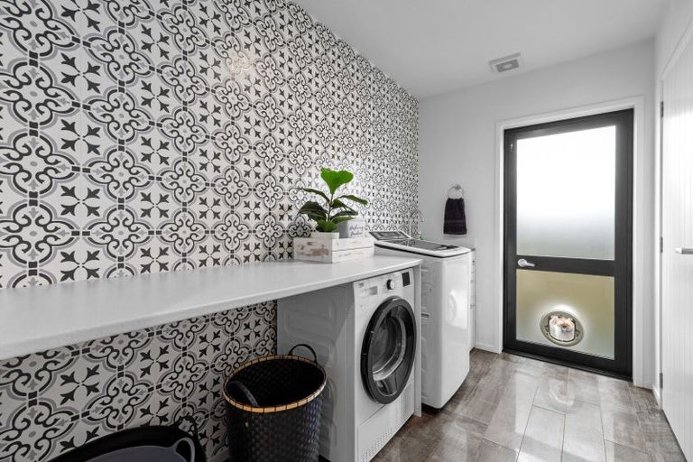 Photo of property in 6 Omapere Lane, Pyes Pa, Tauranga, 3112