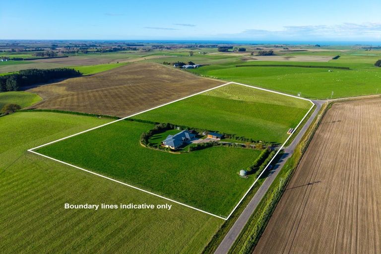 Photo of property in 16 Campbell Forrest Road, Otaio, Timaru, 7971