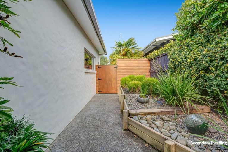 Photo of property in 113 Aberley Road, Schnapper Rock, Auckland, 0632