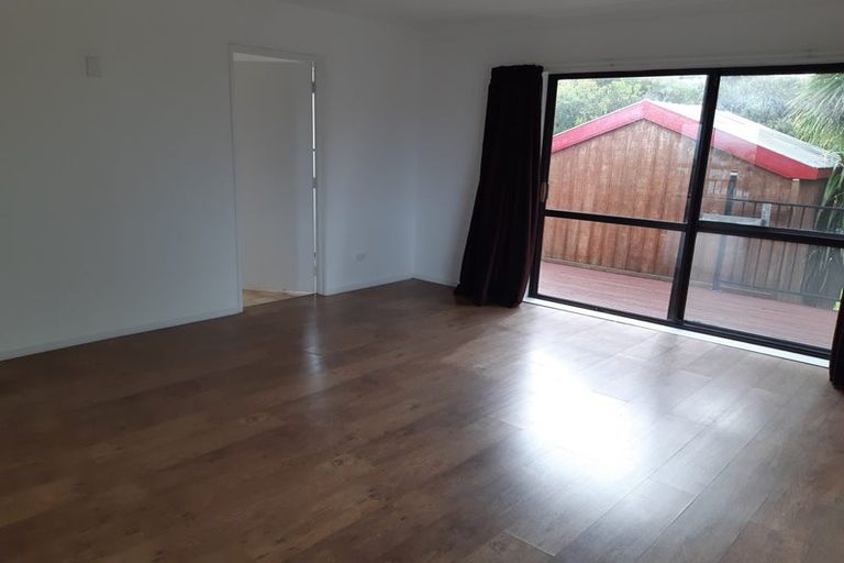 Photo of property in 886 Whangaparaoa Road, Manly, Whangaparaoa, 0930