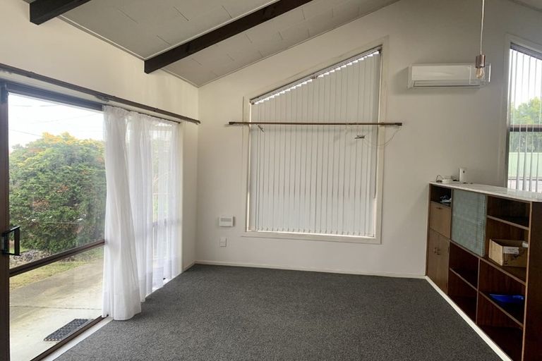 Photo of property in 71 Cambridge Road, Hillcrest, Hamilton, 3216