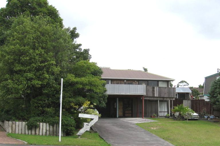 Photo of property in 7 Widmore Drive, Massey, Auckland, 0614