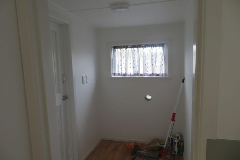 Photo of property in 1/36 Blanes Road, Weymouth, Auckland, 2103