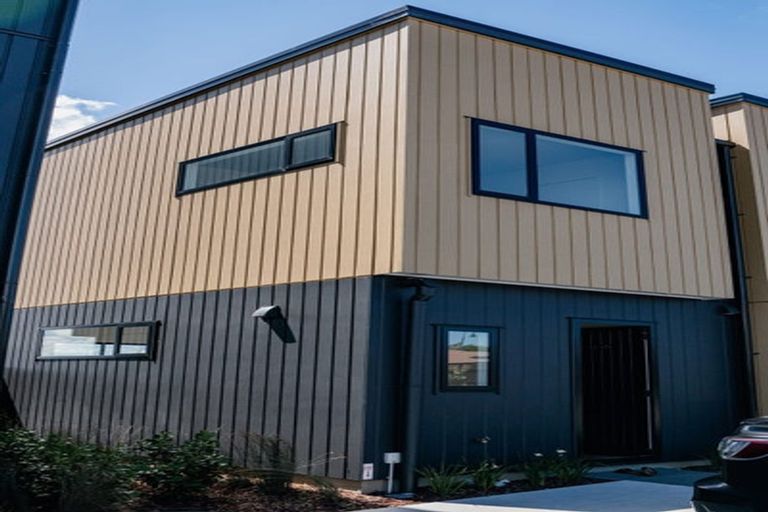 Photo of property in 32/47a Huntington Drive, Huntington Park, Auckland, 2013