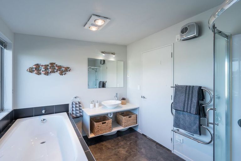 Photo of property in 11 Valerie Place, Stepneyville, Nelson, 7010