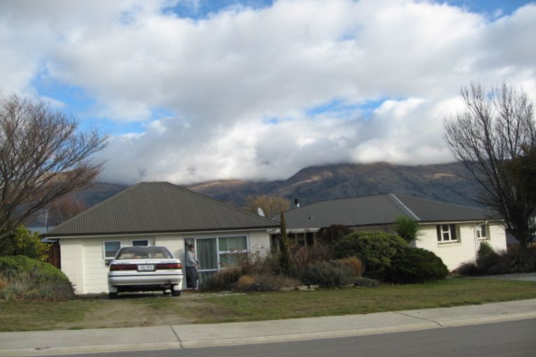 Photo of property in 105 Hunter Crescent, Wanaka, 9305