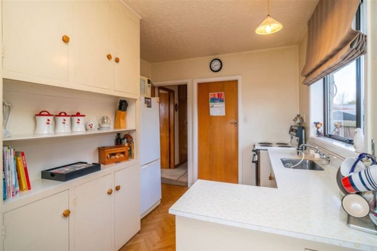 Photo of property in 24 Skerten Avenue, Hornby, Christchurch, 8042