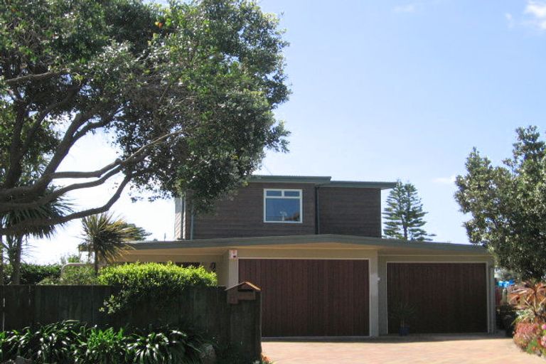 Photo of property in 63 Motiti Road, Papamoa Beach, Papamoa, 3118