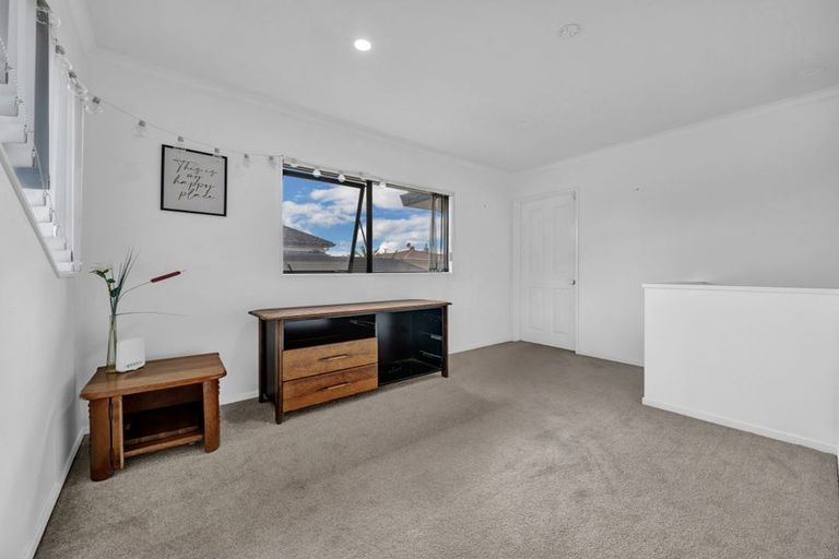 Photo of property in 25a Rothery Road, Hillpark, Auckland, 2102