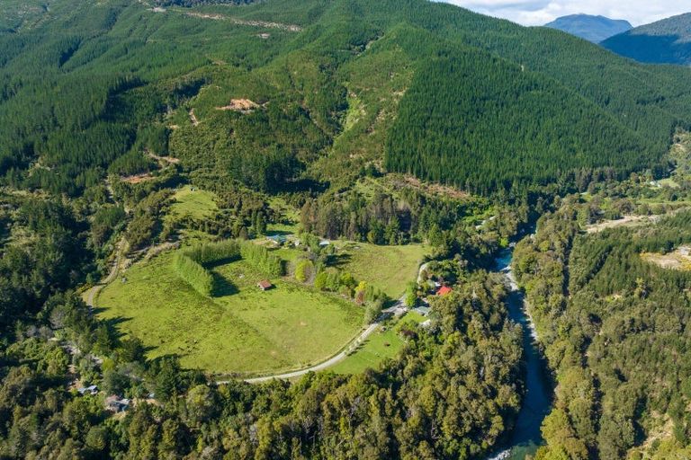 Photo of property in 1025 Wakamarina Road, Wakamarina, Havelock, 7178