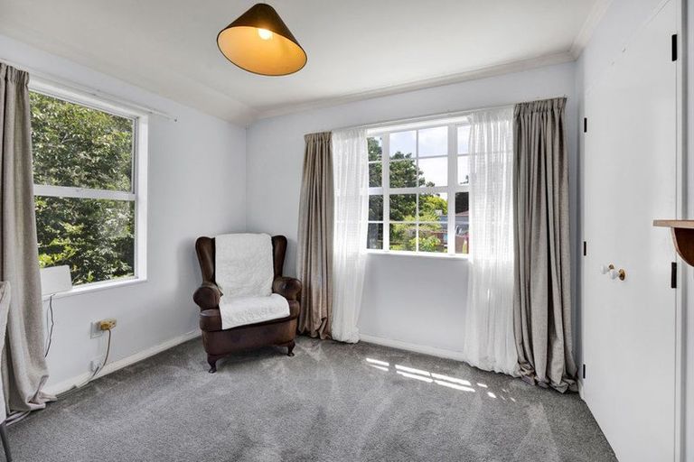 Photo of property in 11 Elder Grove, Whalers Gate, New Plymouth, 4310
