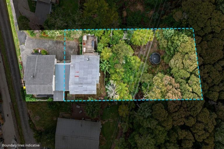 Photo of property in 2/39 Brunton Place, Glenfield, Auckland, 0629