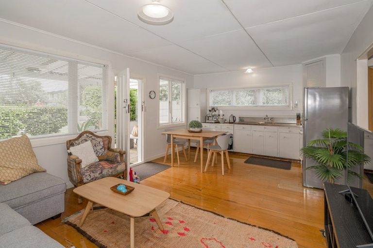 Photo of property in 4 Riverview Road, Cooks Beach, Whitianga, 3591