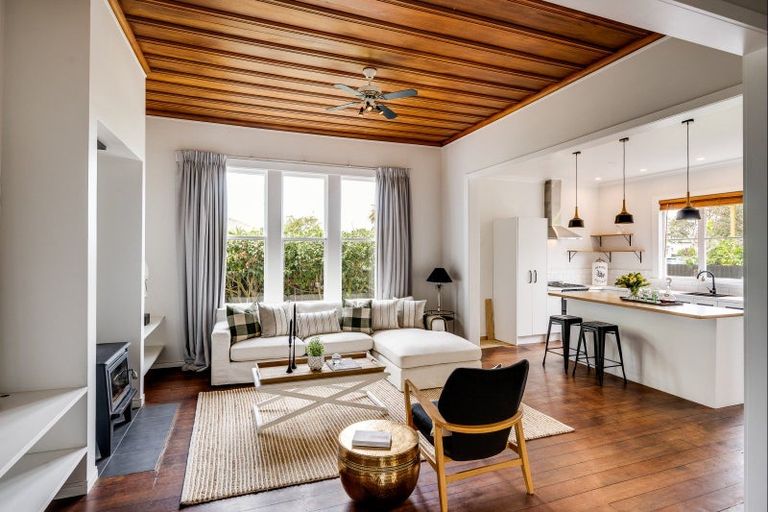 Photo of property in 413 Jervois Street, Mayfair, Hastings, 4122