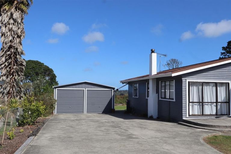 Photo of property in 58 West Coast Road, Te Kopuru, 0371