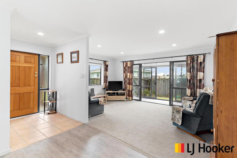 Photo of property in 50 Milson Drive, Papakura, 2110