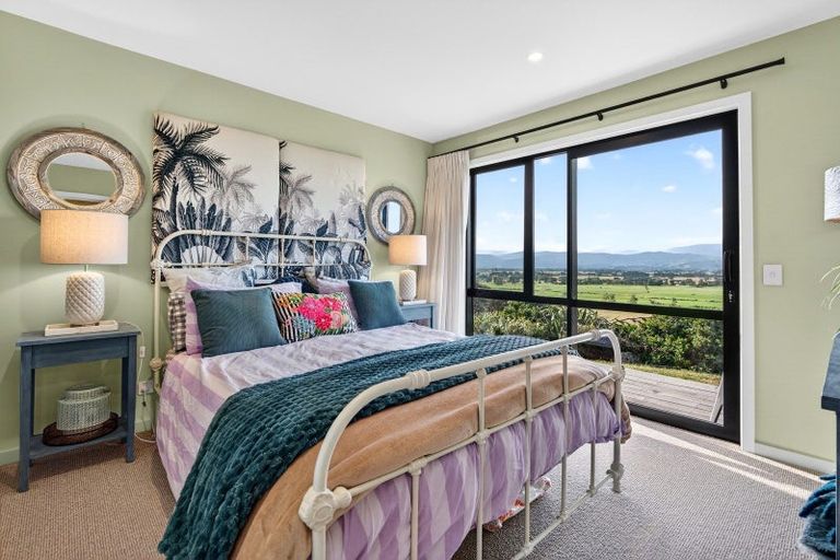 Photo of property in 12 Airstrip Ridge Road, Parkvale, Carterton, 5792