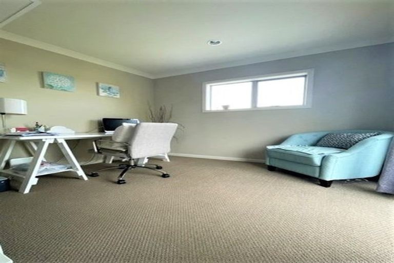Photo of property in 61a Francis Street, Hauraki, Auckland, 0622