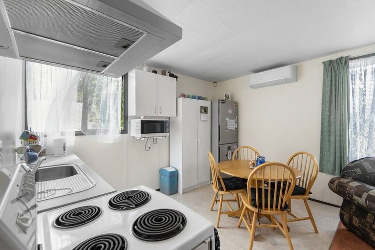 Photo of property in 37 Mcinnes Road, Weymouth, Auckland, 2103