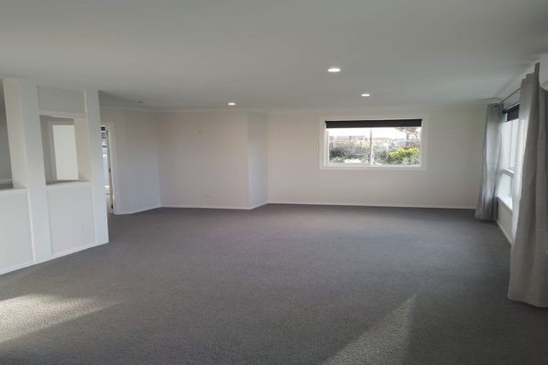 Photo of property in 75b Dickson Road, Papamoa Beach, Papamoa, 3118