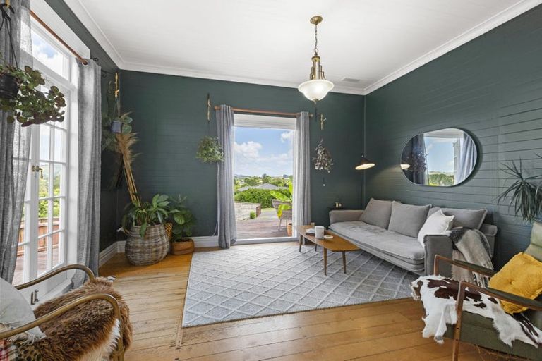 Photo of property in 23 Main Road, Raglan, 3225