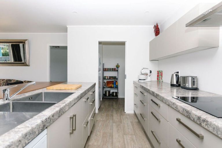 Photo of property in 17 Victor Street, Dannevirke, 4930