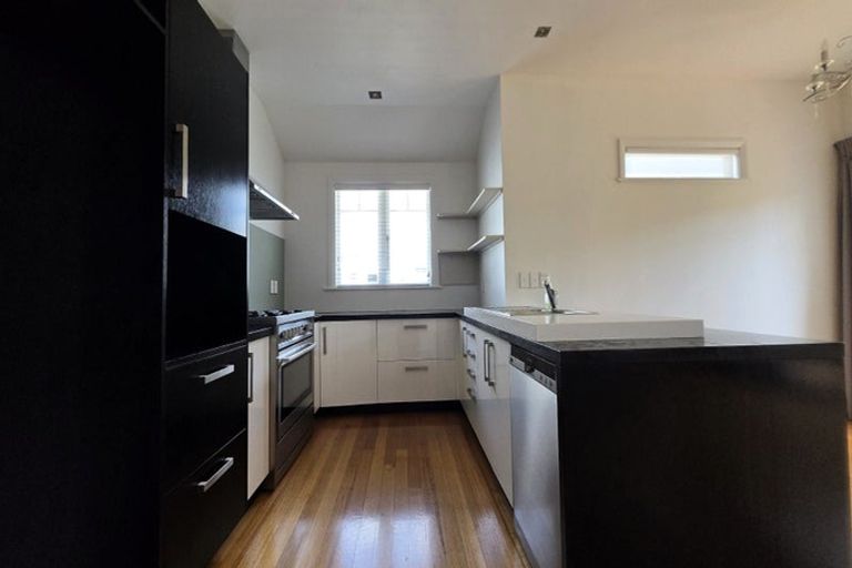 Photo of property in 6 Tui Street, Alicetown, Lower Hutt, 5010