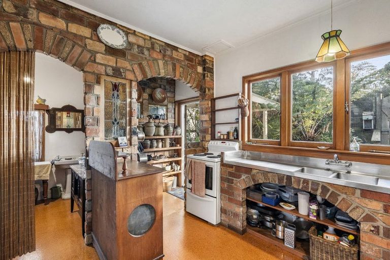 Photo of property in 29 Sunset Road, Totara Vale, Auckland, 0632