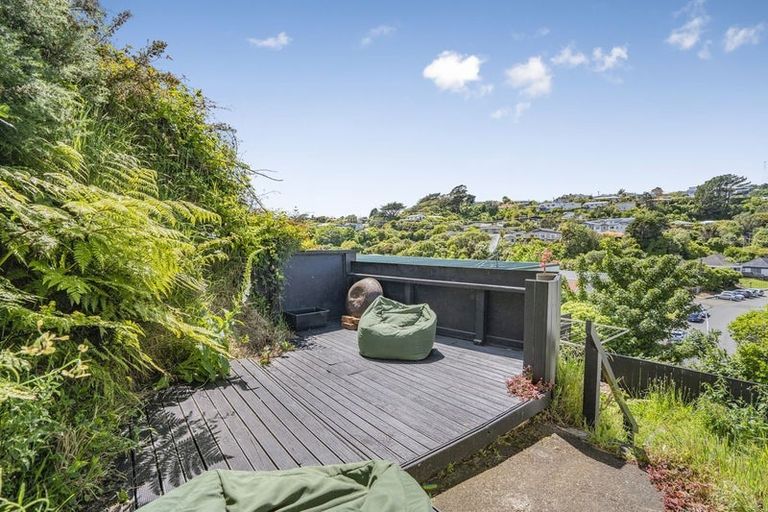 Photo of property in 113a Newlands Road, Newlands, Wellington, 6037