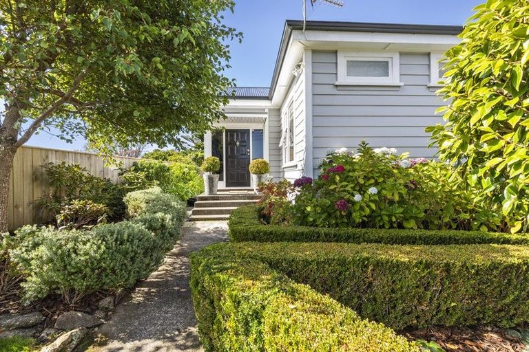 Photo of property in 43 Messines Road, Karori, Wellington, 6012
