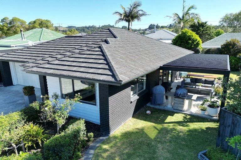 Photo of property in 3 Riverboat Lane, Helensville, 0800