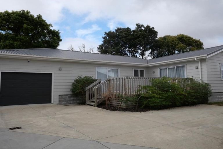 Photo of property in 26a Kennelly Crescent, Pukekohe, 2120