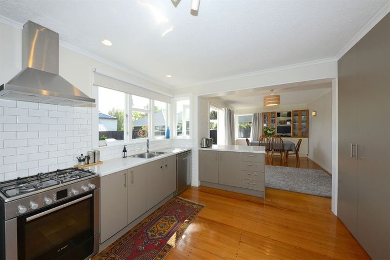 Photo of property in 176 Cashmere Road, Hoon Hay, Christchurch, 8025