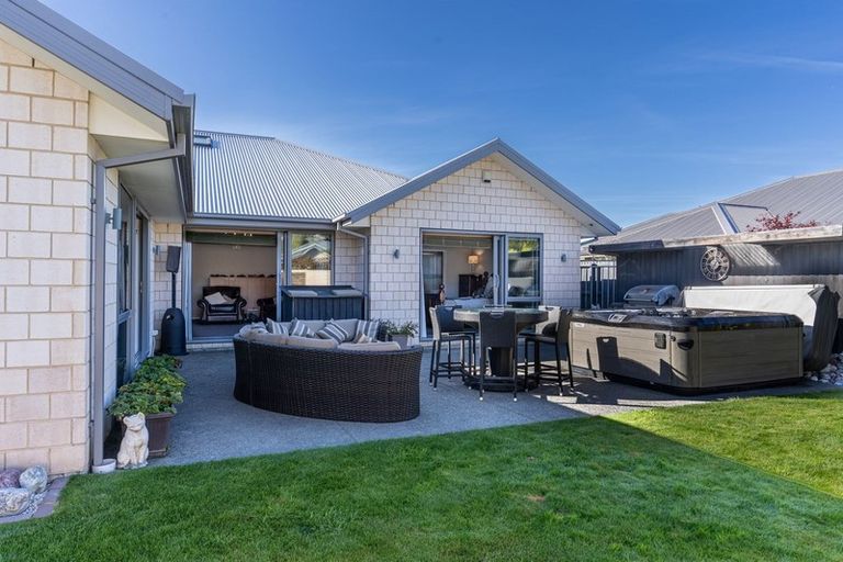 Photo of property in 20 Euphrasie Drive, Aidanfield, Christchurch, 8025