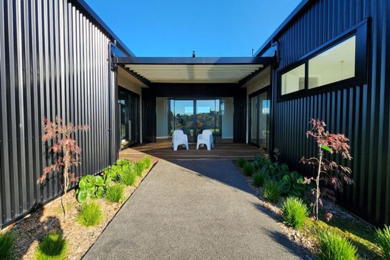 Photo of property in 12 Headlands Drive, Te Awamutu, 3875