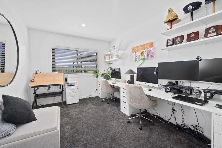 Photo of property in 13 Kittyhawk Drive, Kinloch, Taupo, 3377