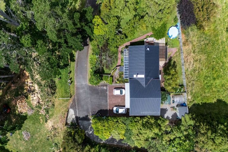 Photo of property in 21 Pararewa Drive, Whalers Gate, New Plymouth, 4310