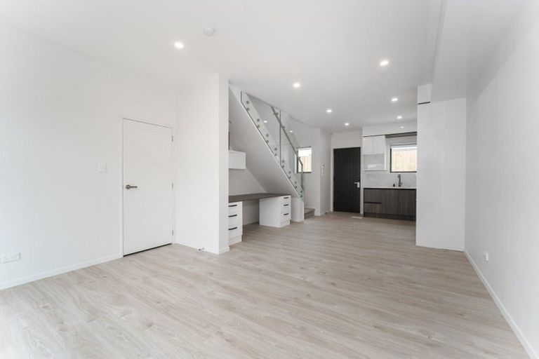 Photo of property in 64d Union Road, Howick, Auckland, 2014