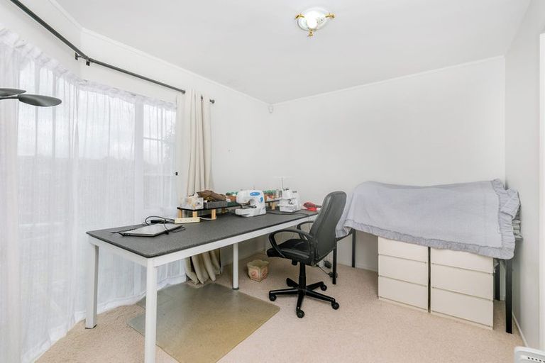 Photo of property in 4 Shannon Place, Torbay, Auckland, 0630
