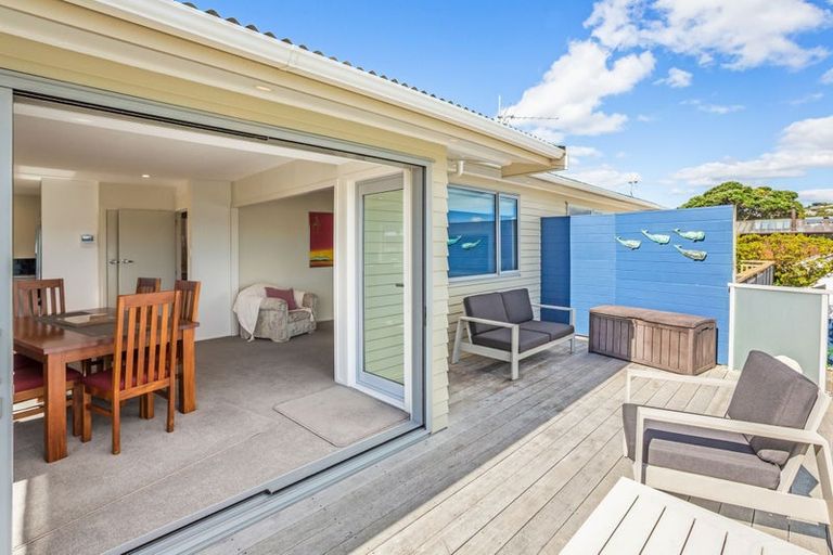 Photo of property in 5 Beach Road, Plimmerton, Porirua, 5026