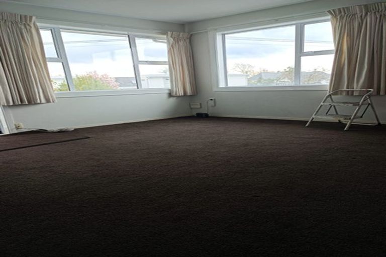 Photo of property in 2/22 Clare Road, St Albans, Christchurch, 8014